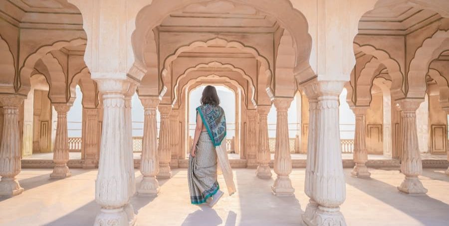 woman-wearing-saree-in-india.jpg