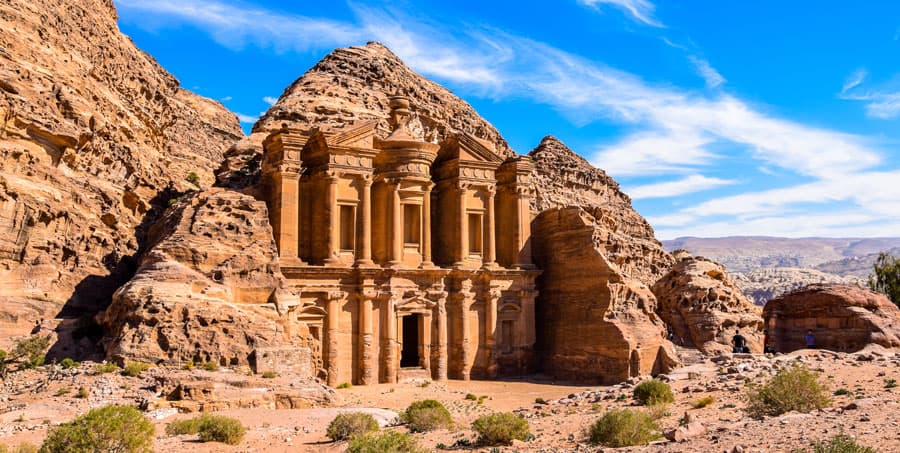 visit-petra.jpg