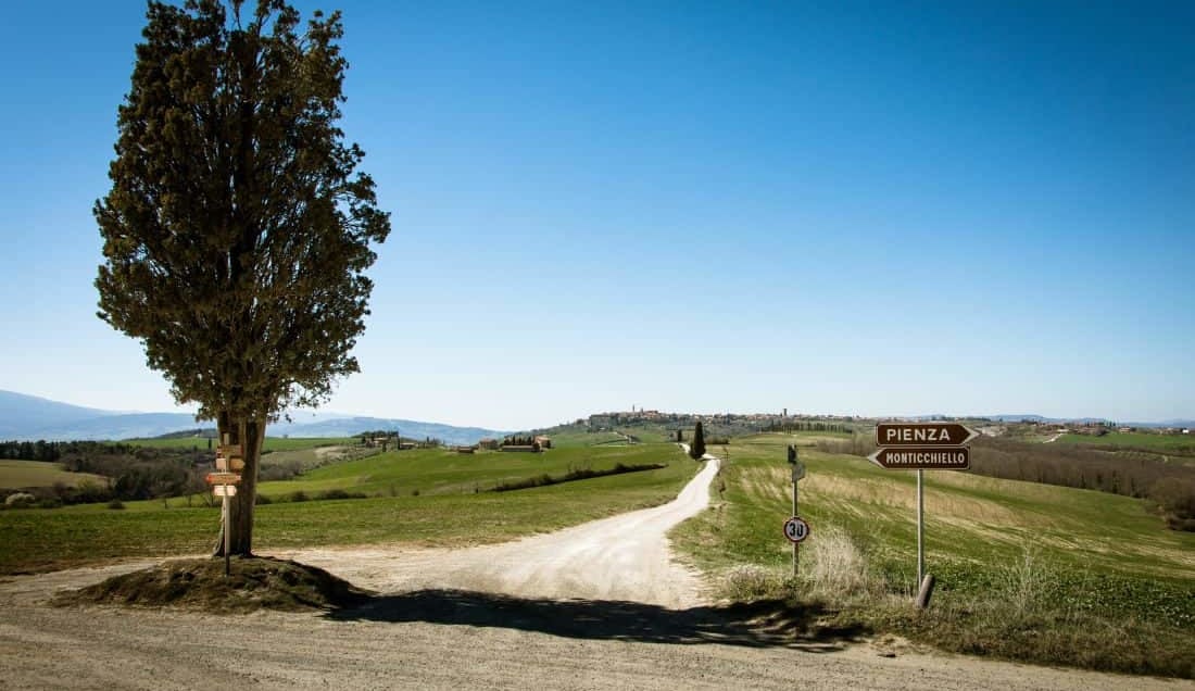 Walk the Pienza countryside