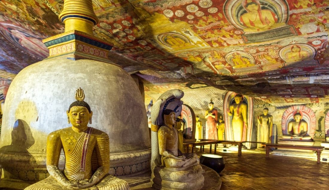 Explore the Dambulla Royal Cave Temple and Golden Temple in Sri Lanka
