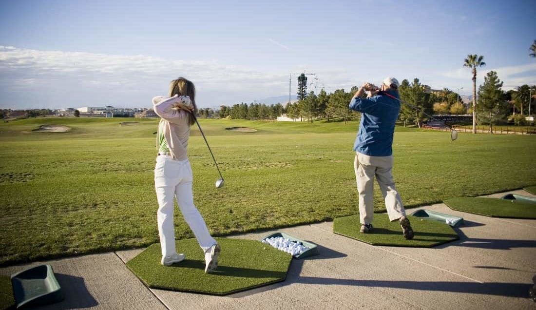 Practice your long game with a professional golfer