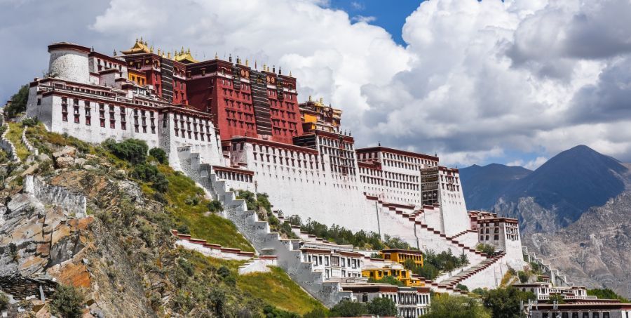 Potala Palace Tibet.jpg